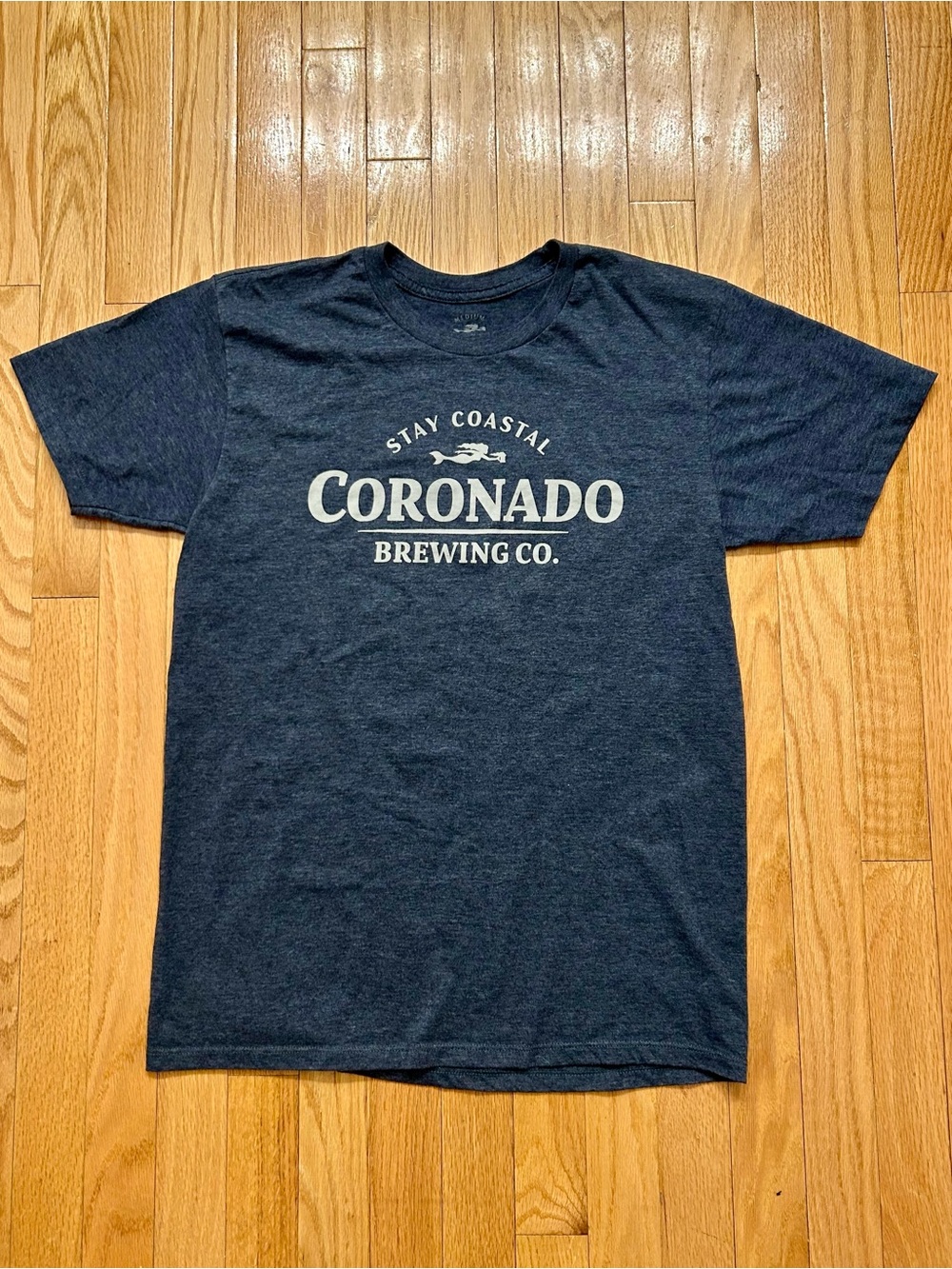Men’s Navy Logo Short-Sleeve Tee